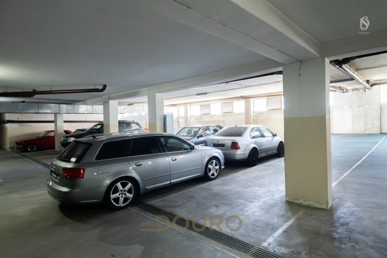 Apartamento T2 para Venda em Sandim, Olival, Lever e Crestuma Foto 31
