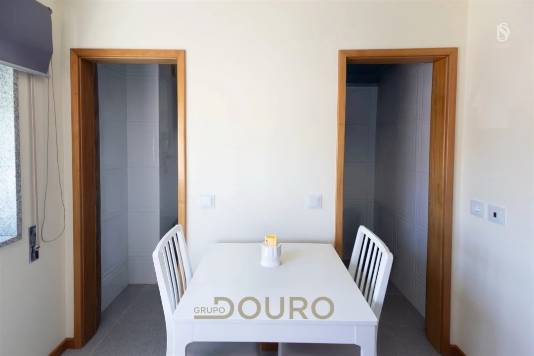 Apartamento T2 para Venda em Sandim, Olival, Lever e Crestuma Foto 9
