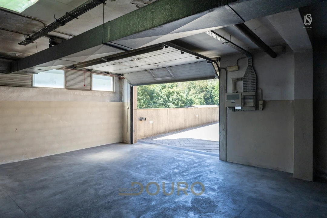 Apartamento T2 para Venda em Sandim, Olival, Lever e Crestuma Foto 32