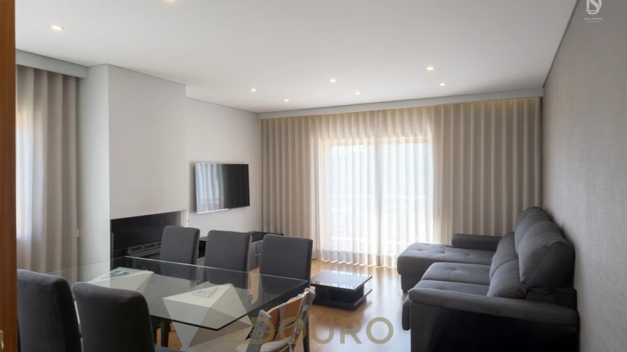 Apartamento T2 para Venda em Sandim, Olival, Lever e Crestuma