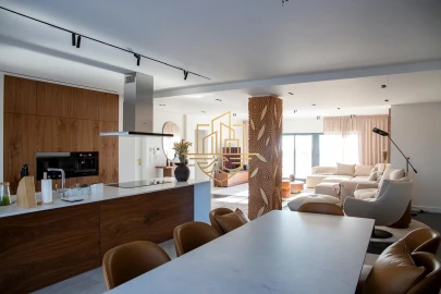 Apartamento T4 para Venda em Paranhos
