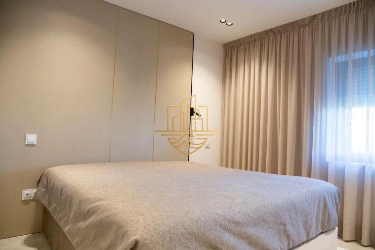 Apartamento T4 para Venda em Paranhos Foto 10