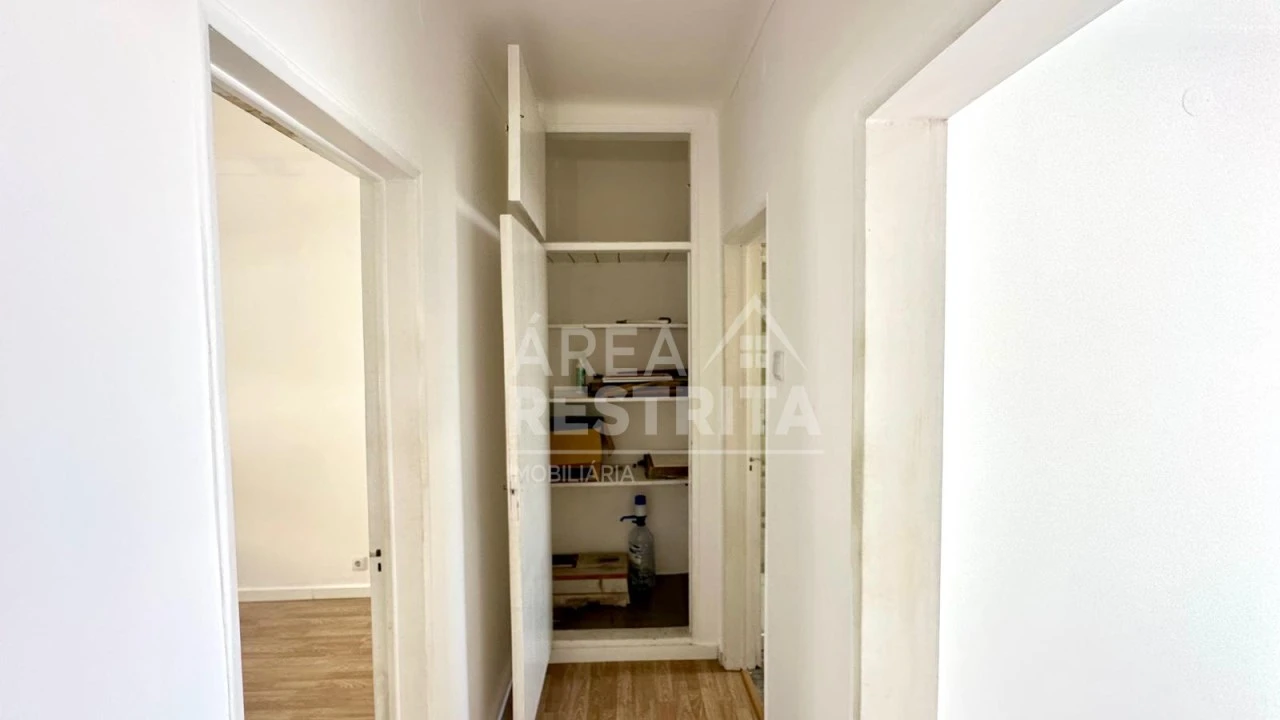 Apartamento T2 para Venda em Seixal, Arrentela e Aldeia de Paio Pires Foto 9