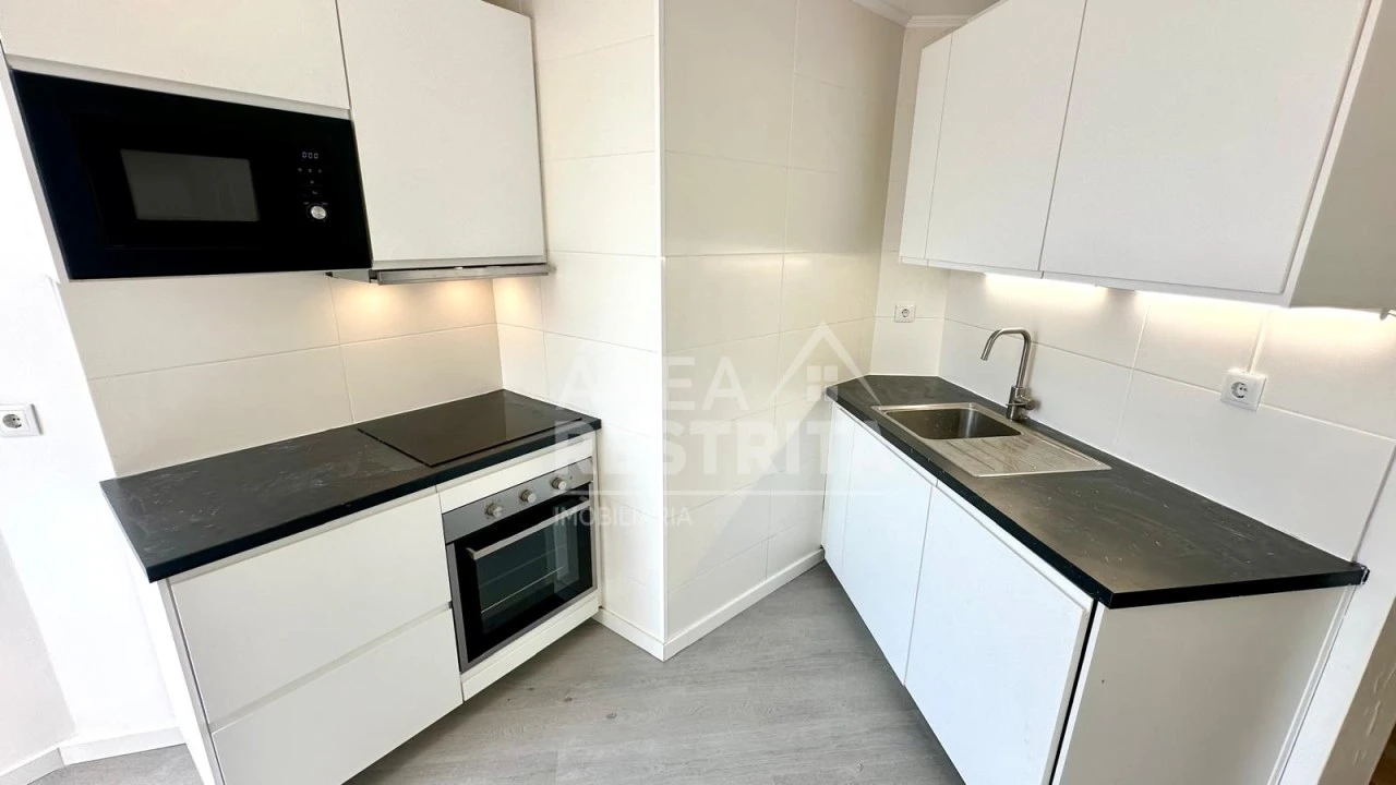 Apartamento T2 para Venda em Seixal, Arrentela e Aldeia de Paio Pires Foto 17