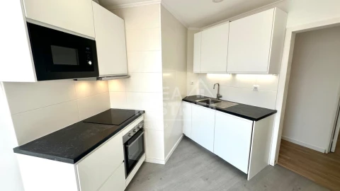 Apartamento T2 para Venda em Seixal, Arrentela e Aldeia de Paio Pires