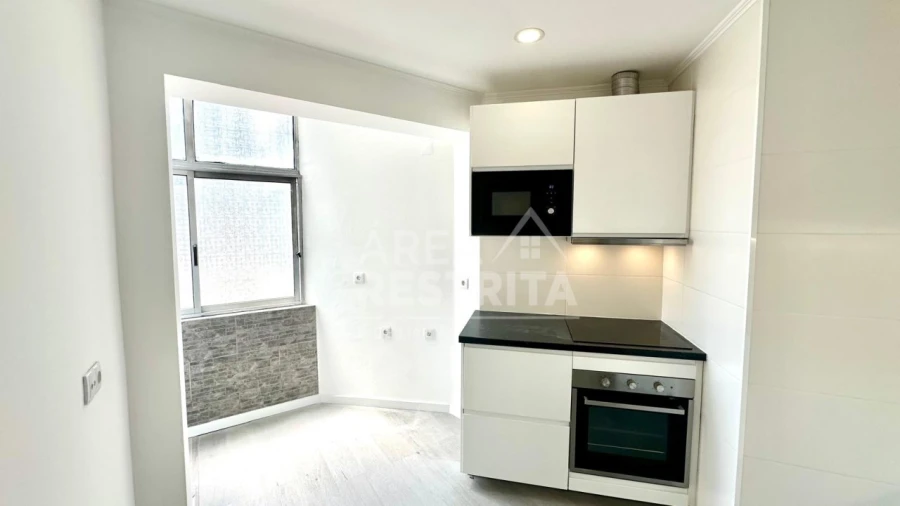 Apartamento T2 para Venda em Seixal, Arrentela e Aldeia de Paio Pires Foto 12
