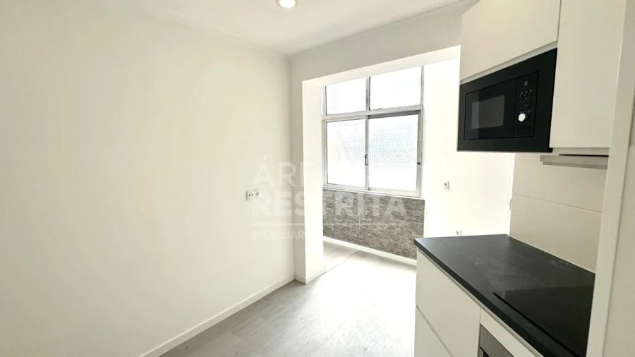 Apartamento T2 para Venda em Seixal, Arrentela e Aldeia de Paio Pires Foto 14