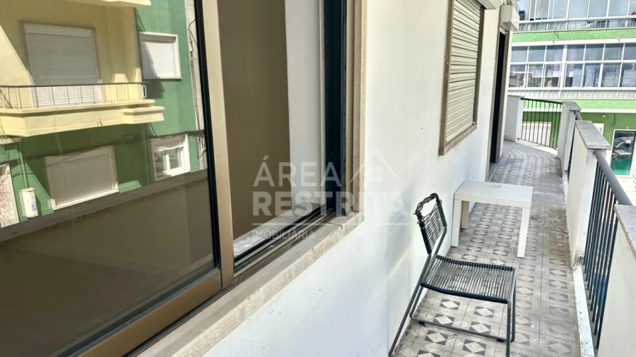 Apartamento T2 para Venda em Seixal, Arrentela e Aldeia de Paio Pires Foto 31