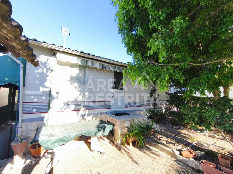 Moradia T3 para Venda em Fernao Ferro Foto 2