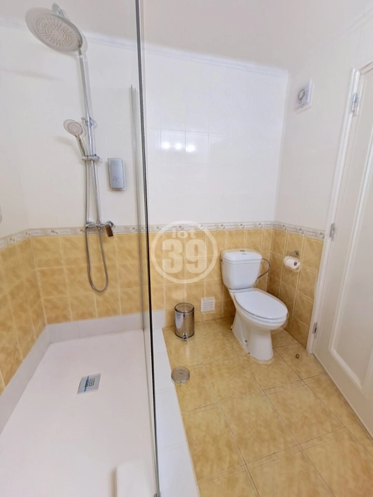 Apartamento T2 para Venda em Albufeira e Olhos de Água Foto 25
