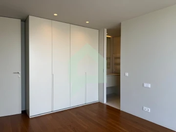 Apartamento T4 para Venda em Barcelinhos