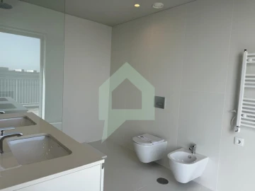 Apartamento T4 para Venda em Barcelinhos