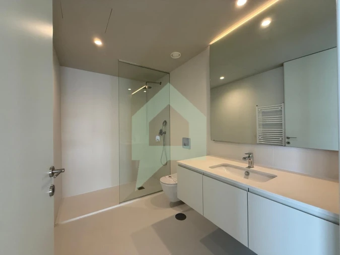 Apartamento T4 para Venda em Barcelinhos Foto 27