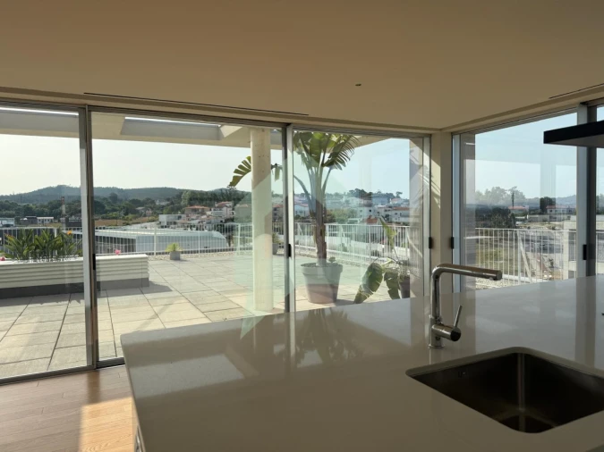 Apartamento T4 para Venda em Barcelinhos Foto 40