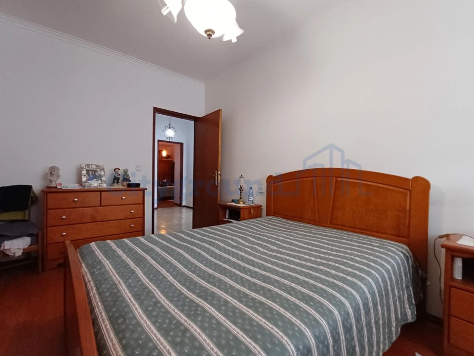 Apartamento T3 para Venda em Marinha Grande Foto 12