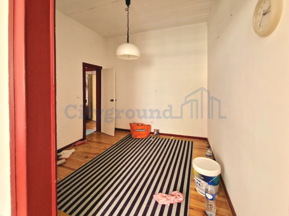 Apartamento T1 para Venda em Misericórdia Foto 5