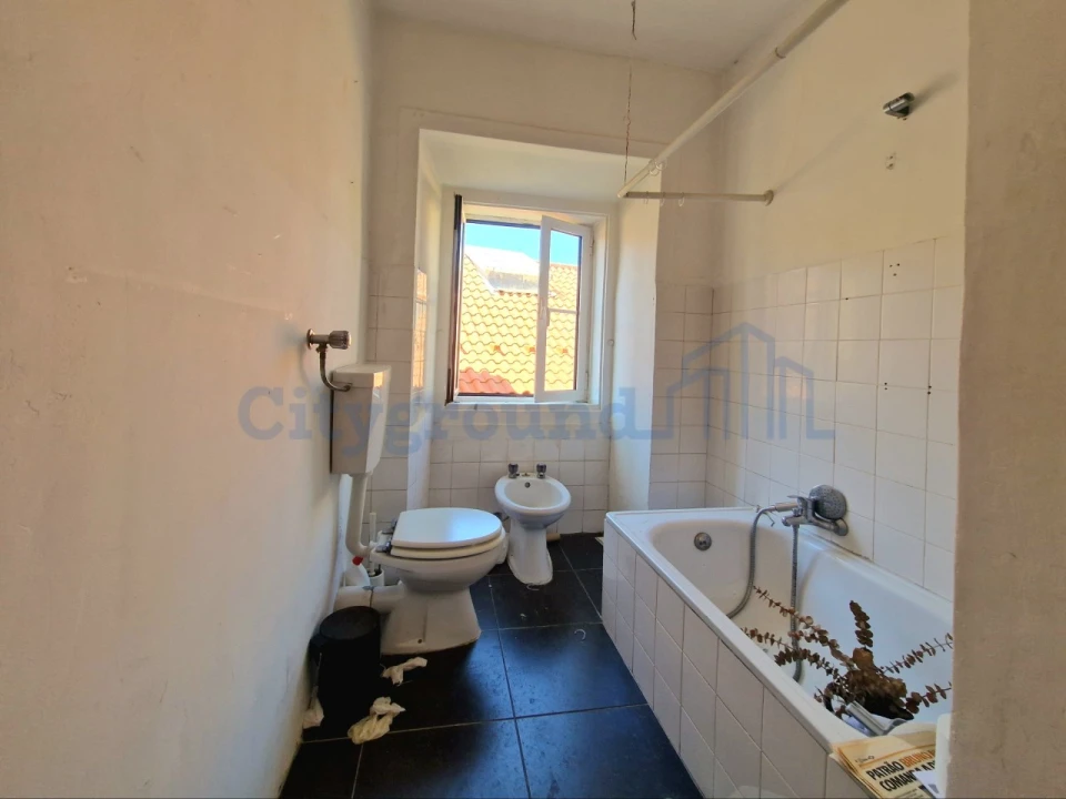 Apartamento T1 para Venda em Misericórdia Foto 9