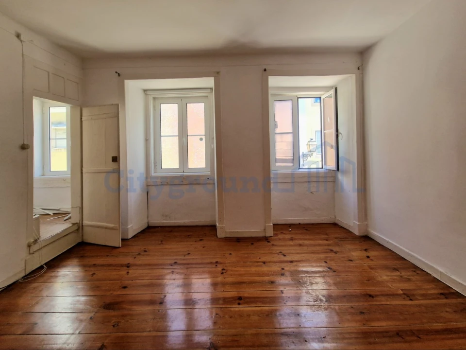 Apartamento T1 para Venda em Misericórdia Foto 4