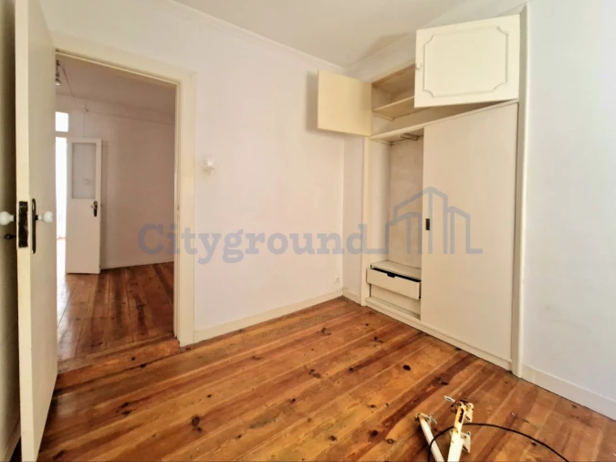 Apartamento T1 para Venda em Misericórdia Foto 10