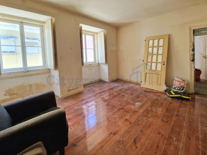 Apartamento T1 para Venda em Misericórdia Foto 3