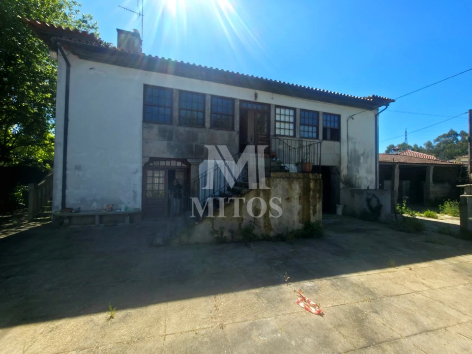 Moradia T3 para Venda em Mazarefes e Vila Fria Foto 2
