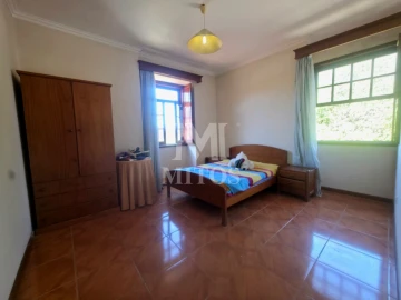 Moradia T3 para Venda em Mazarefes e Vila Fria