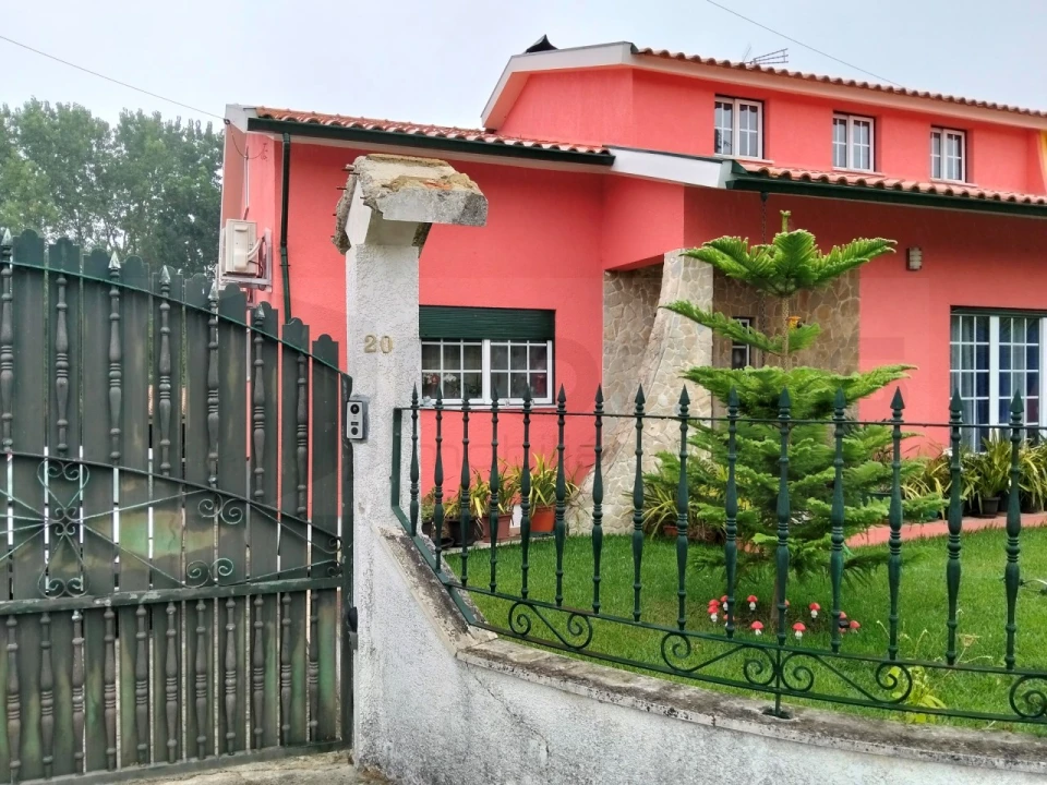 Moradia T3 para Venda em Bustos, Troviscal e Mamarrosa Foto 6