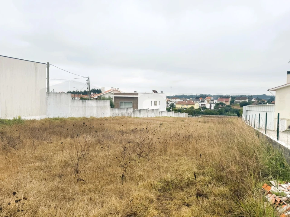 Terreno para Venda em Eixo e Eirol Foto 9