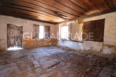 Moradia T2 para Venda em Aboadela, Sanche e Várzea