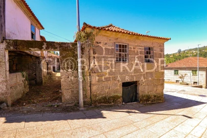 Moradia T2 para Venda em Aboadela, Sanche e Várzea