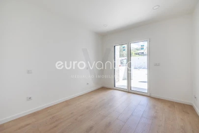 Apartamento T1 para Venda em Leiria, Pousos, Barreira e Cortes