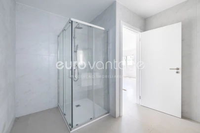 Apartamento T1 para Venda em Leiria, Pousos, Barreira e Cortes