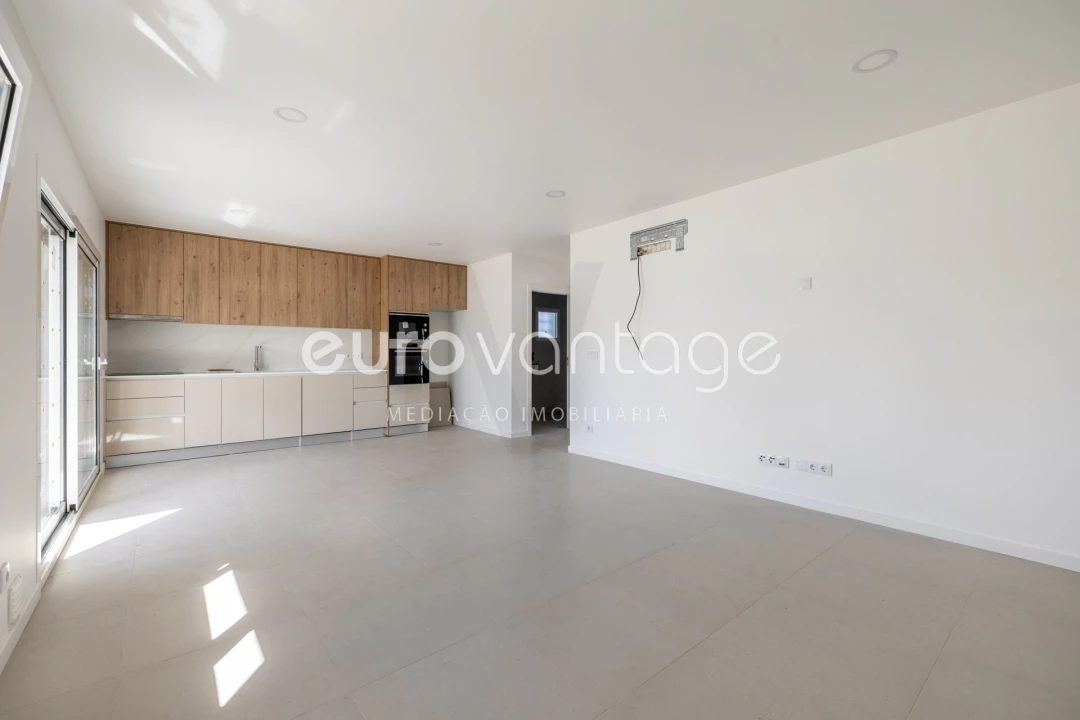 Apartamento T1 para Venda em Leiria, Pousos, Barreira e Cortes Foto 6
