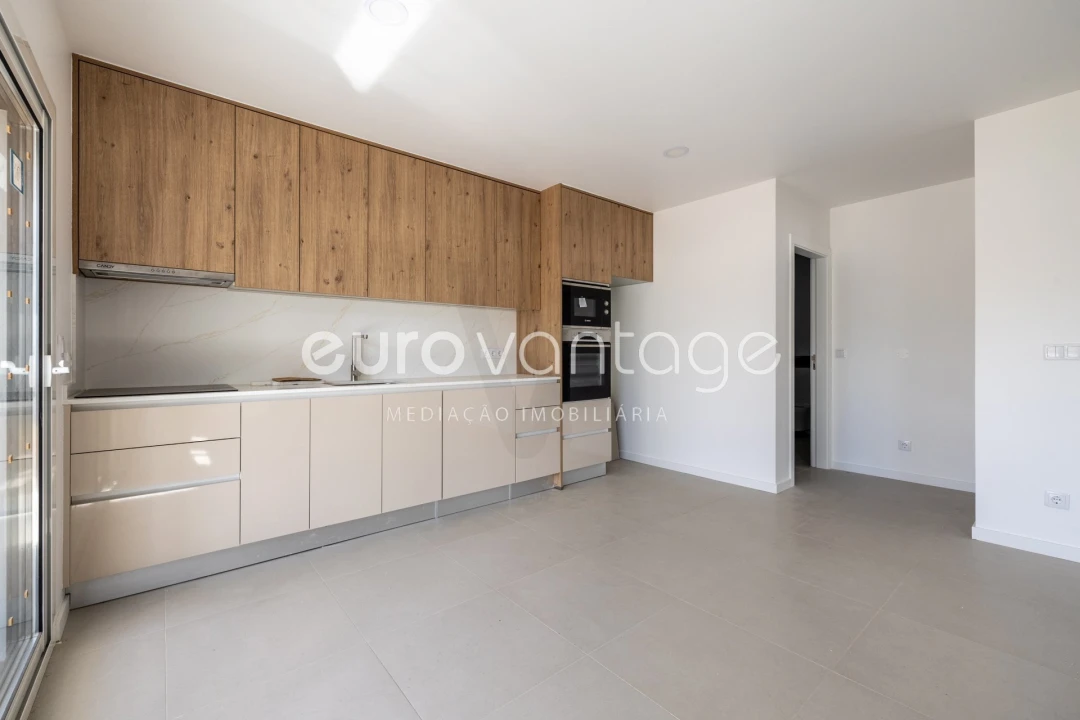Apartamento T1 para Venda em Leiria, Pousos, Barreira e Cortes Foto 7