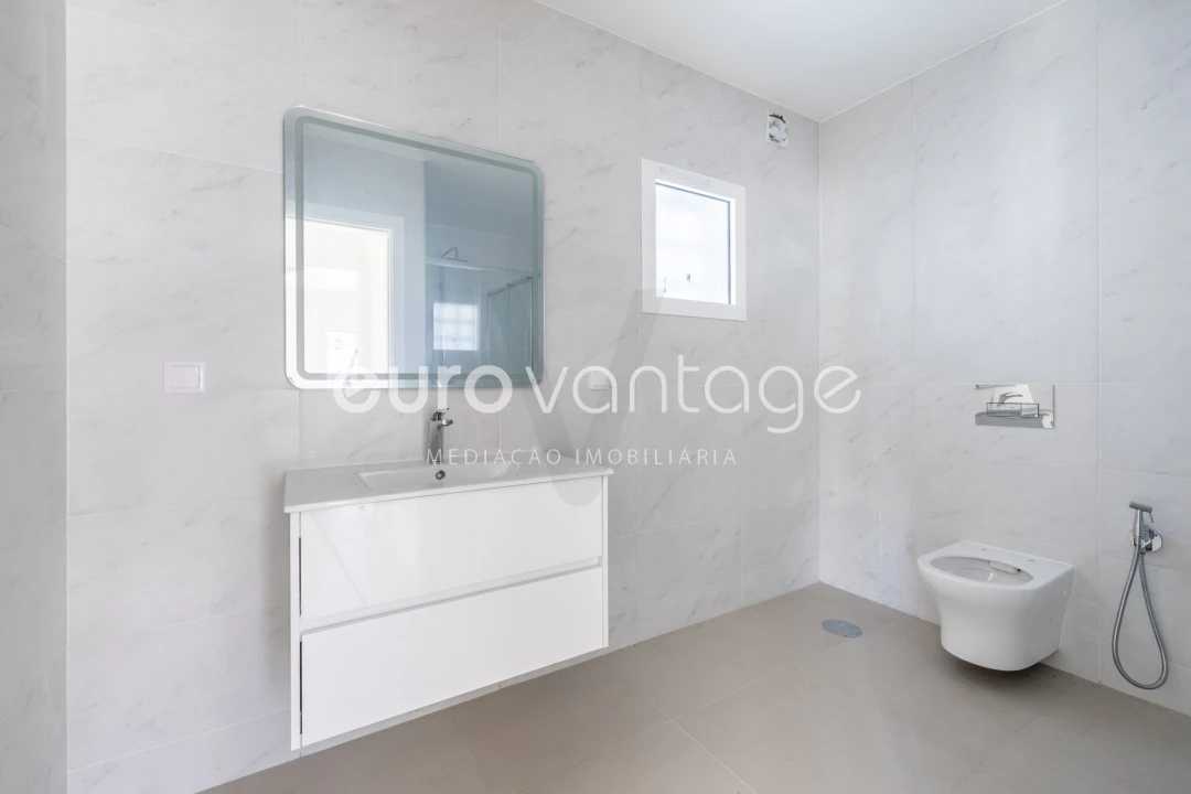 Apartamento T1 para Venda em Leiria, Pousos, Barreira e Cortes Foto 15
