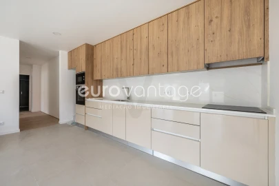 Apartamento T2 para Venda em Leiria, Pousos, Barreira e Cortes