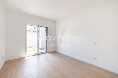 Apartamento T2 para Venda em Leiria, Pousos, Barreira e Cortes