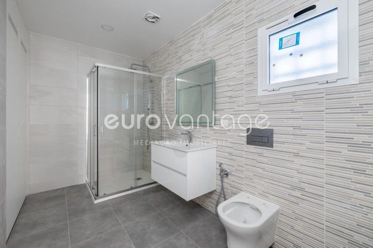 Apartamento T2 para Venda em Leiria, Pousos, Barreira e Cortes Foto 18
