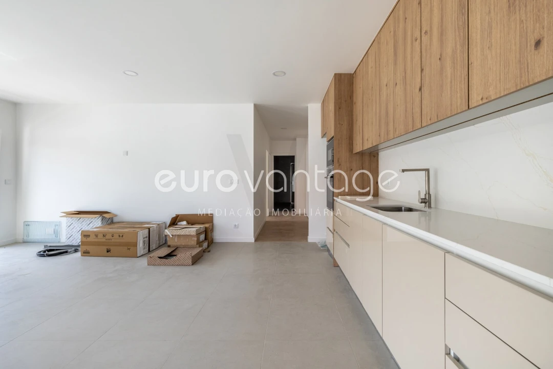 Apartamento T2 para Venda em Leiria, Pousos, Barreira e Cortes Foto 9