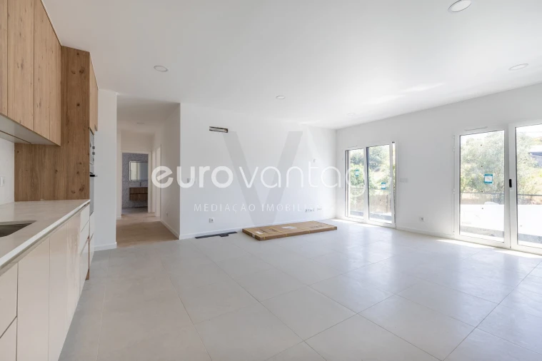 Apartamento T2 para Venda em Leiria, Pousos, Barreira e Cortes Foto 4