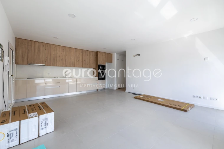 Apartamento T2 para Venda em Leiria, Pousos, Barreira e Cortes Foto 5