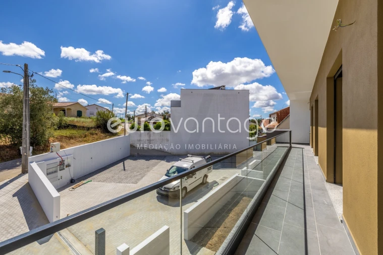 Apartamento T2 para Venda em Leiria, Pousos, Barreira e Cortes Foto 19