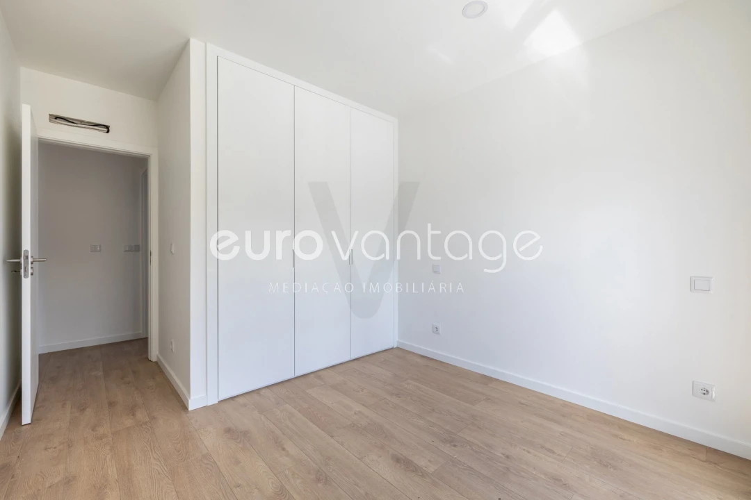 Apartamento T2 para Venda em Leiria, Pousos, Barreira e Cortes Foto 14