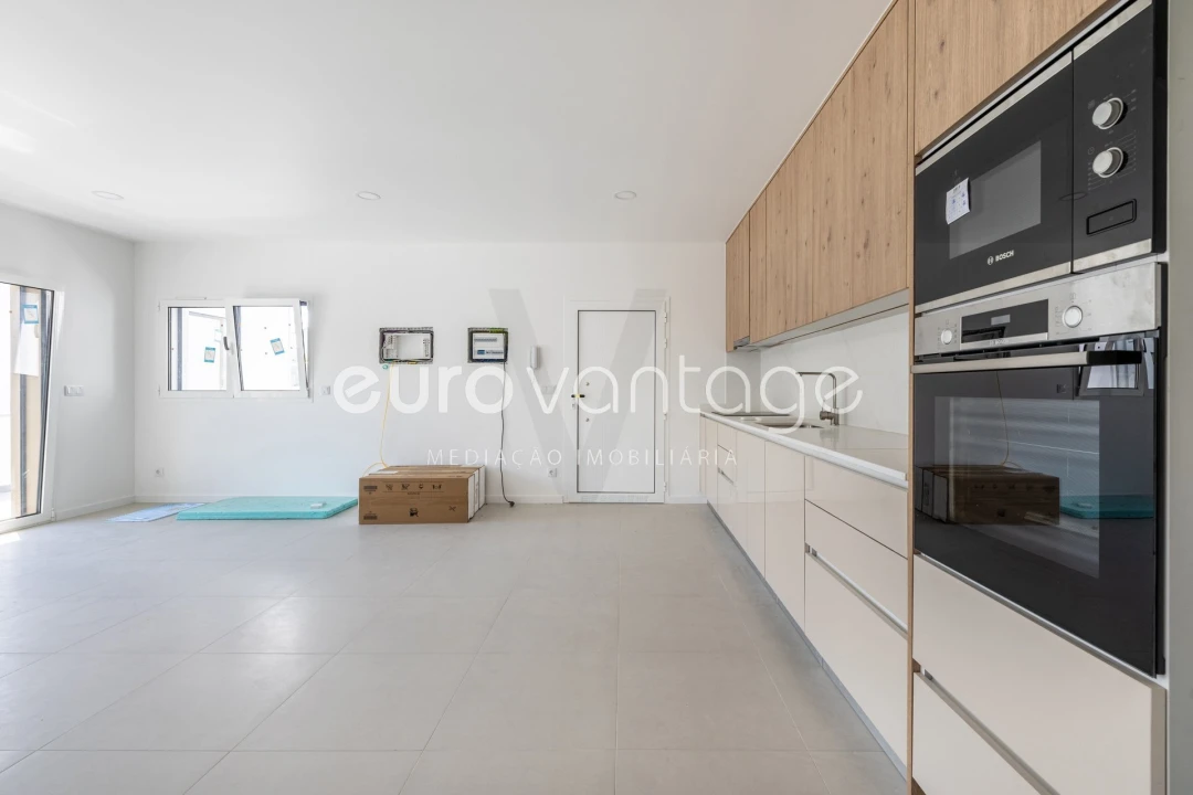 Apartamento T2 para Venda em Leiria, Pousos, Barreira e Cortes Foto 9