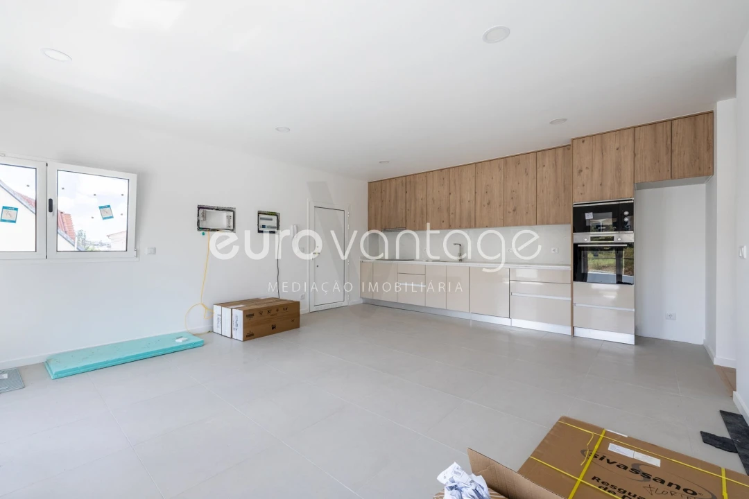Apartamento T2 para Venda em Leiria, Pousos, Barreira e Cortes Foto 7
