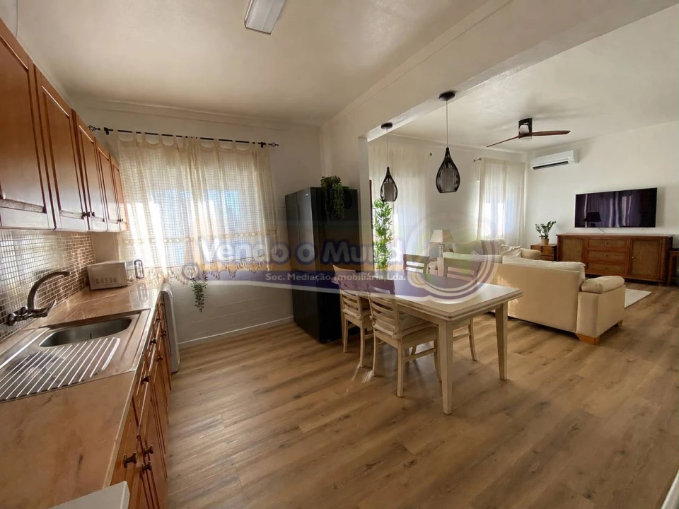 Apartamento T2 para Venda em Benavente Foto 5