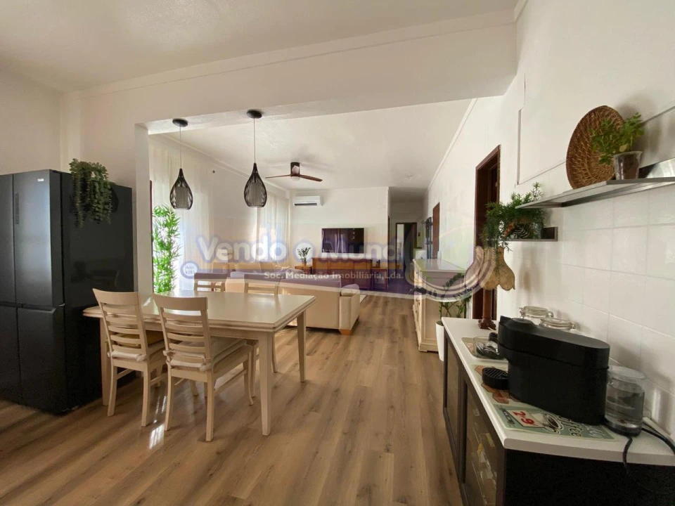 Apartamento T2 para Venda em Benavente Foto 7