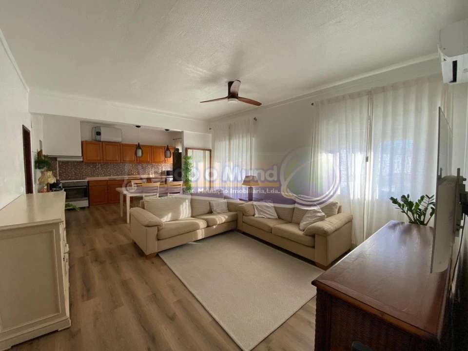 Apartamento T2 para Venda em Benavente Foto 1