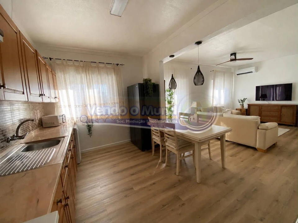 Apartamento T2 para Venda em Benavente Foto 6