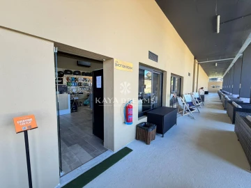 Loja para Arrendamento em Lumiar